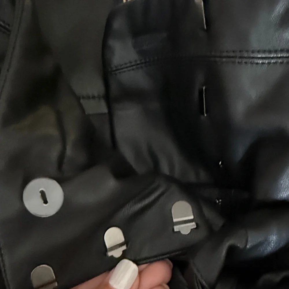 Elegant Black Faux Leather Pants - Picture 5 of 6